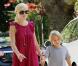 Reese Witherspoon emmène son fils Deacon à un anniversaire le 17 juillet 2010 à Pacific Palisades