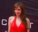 Angelina Jolie, habillée par Versace, lors de l'avant-première de Salt en Russie à Moscou le 25 juillet 2010