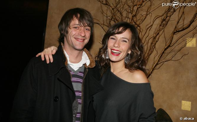 Zoé Félix et son fiancé le comédien Benjamin Rolland