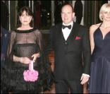 Le Bal de la Rose 2008 : Le Prince Albert entouré par sa soeur et son amie Charlene Wittstcok