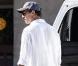 Levi McConaughey, fils de l'acteur Matthew McConaughey, s'apprête à partir avec ses parents et sa petite soeur, Vida, en balade à Malibu, dimanche 15 août.