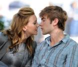Chace Crowford et Katie Cassidy sur le tournage de Gossip Girl à New york, le 26 août 2010