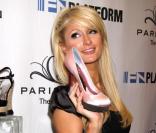 Paris Hilton présente sa nouvelle ligne de chaussures à Las Vegas en août 2010 