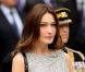 Carla Bruni : menacée de mort, elle est soutenue par Bernard-Henri Lévy, un philosophe rongé par l'inquiétude...