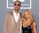 A peine mariés, T.I. et sa femme Tameka ont été arrêtés sur Sunset Boulevard, dans leur voiture qui empestait la marijuana...