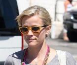  Reese Witherspoon et Jim Toth sortent du Sugar Fish Sushi à Los Angeles le 3 septembre 2010 