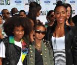 Willow Smith, son frère Jaden et leur mère Jada Pinkett-Smith 