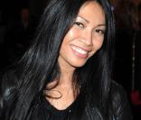 Anggun à l'orangerie du château de Versailles, le 13 septembre 2010. Exposition de Takashi Murakami 