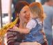 Jennifer Garner et ses filles au marché de Los Angeles (19 septembre 2010)