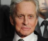 Michael Douglas à l'occason de l'avant-première de  Wall Street : l'argent ne dort jamais , au Ziegfeld Theatre de New York, le 20 septembre 2010.