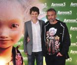 Luc Besson et Freddie Highmore à l'avant-première d'Arthur 3, à l'UGC Ciné Cité Bercy, le 26 septembre 2010