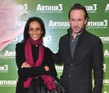 Karine Silla et Vincent Perez à l\'avant-première d\'Arthur 3, à l\'UGC Ciné Cité Bercy, le 26 septembre 2010