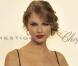 Taylor Swift à l'occasion des 40 ans de la maison Cavalli qui se sont tenus aux Beaux-Arts, dans le cadre de la Fashion Week, à Paris, le 29 septembre 2010.