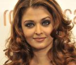 Aishwarya Rai à l'occasion des 40 ans de la maison Cavalli qui se sont tenus aux Beaux-Arts, dans le cadre de la Fashion Week, à Paris, le 29 septembre 2010.