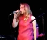 Emma Daumas chante  Freed From Desire 