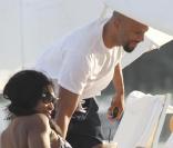 Serena Williams et son compagnon Common passent une après-midi à la plage à Miami