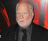 Richard Dreyfus, à l'occasion de l'avant-première de  RED , qui s'est tenue au Graumann's Chinese Theatre d'Hollywood, à Los Angeles, le 11 octobre 2010.