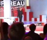 Le bureau des plaintes présenté par Jean-Luc Lemoine avec Lio en  chroniqueuse (émission 10 octobre 2010)