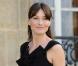 Carla Bruni peut être fière de sa carrière de mannequin. Aujourd'hui, son corps sculpté et notamment ses jolies jambes lui permettent de se classer parmi les plus jolies First Ladies. 