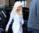 Christina Aguilera devant son hôtel de Beverly Hills, le 26 octobre 2010