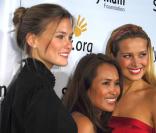 Bar Refaeli, Somaly Mam et Petra Nemcova