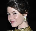 Gemma Arterton lors de la soirée Winter Ball organisée par la Elton John Aids   Foundation le 30 octobre 2010 à Londres dans l'ambassade américaine