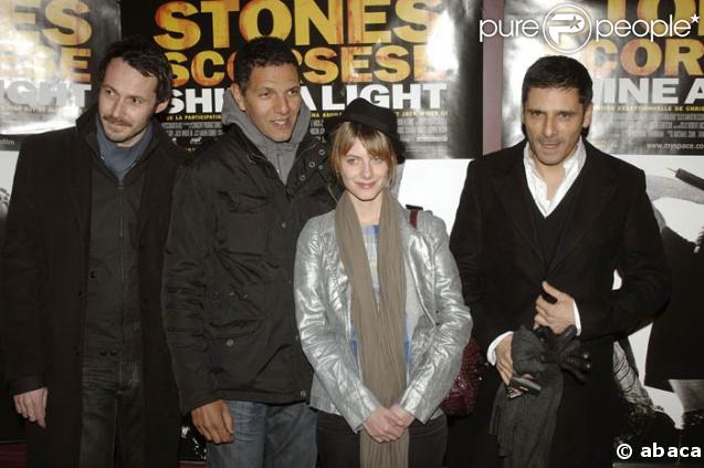 Julien Boisselier, Roschdy Zem, Mélanie Laurent et Pascal Elbé à l'avant-première de Shine a light à l'Olympia, le 9/04/08
