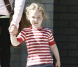 Marcia Cross va chercher ses jumelles à l'école, à Brentwood (2 novembre 2010)
