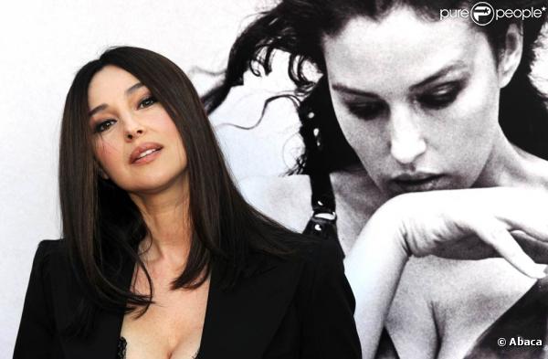 Monica Bellucci lors de la présentation de son livre de photos à Rome le 6 novembre 2010