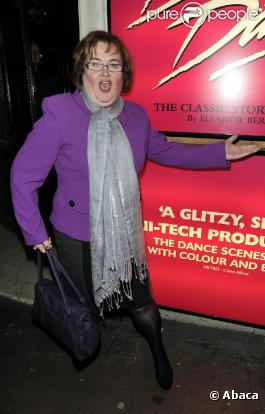 Susan Boyle assiste à une représentation du spectacle  Dirty Dancing , samedi 20 novembre, à l'Aldwych Theatre de Londres.