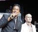 Jermaine Jackson, ici avec Rachid Ferrache, donne un concert au VIP Room (Paris) devant un millier de fans, vendredi 29 novembre.