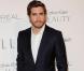 Jake Gyllenhall cultive le look parfait et affectionne particulièrement les pièces Burberry 