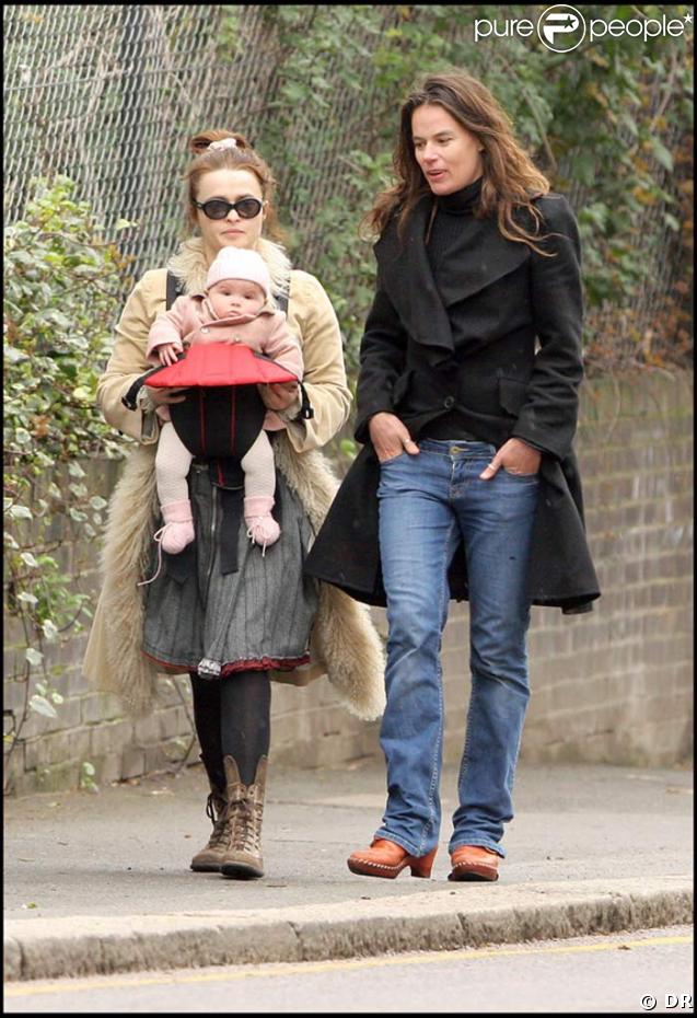 Helena Bonham-Carter, sa fille et une amie