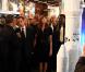 Nicolas Sarkozy et Carla Bruni-Sarkozy sont en voyage officiel de quatre jours en Inde, en décembre 2010. Grâce à l'insistance de Carla, qui a subjugué en un instant ses hôtes, la visite diplomatique vire à la romance...