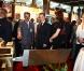 Nicolas Sarkozy et Carla Bruni-Sarkozy sont en voyage officiel de quatre jours en Inde, en décembre 2010. Grâce à l'insistance de Carla, qui a subjugué en un instant ses hôtes, la visite diplomatique vire à la romance...