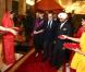 Le 5 décembre 2010, Nicolas Sarkozy et Carla Bruni, après une parenthèse romantique notamment consacrée au Taj Mahal privatisé pour eux, arrivaient à New Delhi. L'opération séduction continue...