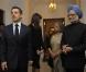 Le 5 décembre, Nicolas Sarkozy et Carla Bruni-Sarkozy sont les hôtes du Premier ministre indien Manmohan Singh à l'occasion d'un dîner officiel.