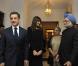 Le 5 décembre, Nicolas Sarkozy et Carla Bruni-Sarkozy sont les hôtes du Premier ministre indien Manmohan Singh à l'occasion d'un dîner officiel.
