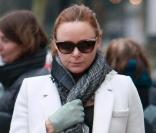 Stella MacCartney de retour sur les pavés londoniens, le 8 décembre 2010.