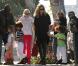  Heidi Klum, Seal et leurs enfants Leni, Henry, Johan et Lou font du shopping dans Los Angeles avant que les petits ne se rendent au karaté le 11 décembre à Los Angeles 