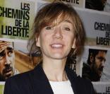 Virginie Lemoine à l'occasion de l'avant-première des  Chemins de la Liberté , qui s'est tenue à la Cinémathèque Française, à Paris, le 13 décembre 2010.