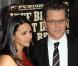 Luciana Barroso et Matt Damon, à l'occasion de l'avant-première de  True Grit , qui s'est tenue au Ziegfeld Theatre de New York, le 14 décembre 2010.