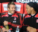En janvier 2011, Ronaldinho ponctue son bras de fer avec le Milan AC d'une énième saute d'humeur...