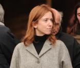 Léa Drucker lors des obsèques de Bernard-Pierre Donnadieu, en l'église St Jean-Baptiste à Sceaux (92), le 3 janvier 2011