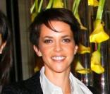 Estelle Denis : Nathalie Renoux la remplacera aux commandes de '100% Mag' pendant l'Euro 2008