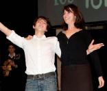 Prix Lumières 2010, le 14 janvier à Paris : Zabou Breitman et son fils Antonin Chalon, prix du meilleur espoir masculin<br />