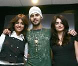 Eduardo Cruz avec ses soeurs Monica et Penélope 