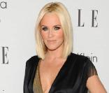 La ravissante Jenny McCarthy est de nouveau célibataire.