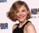 Chloe Moretz à l'occasion de l'avant-première de  Numéro Quatre , qui s'est tenue au Mann's Village Theatre d'Hollywood, à Los Angeles, le 9 février 2011.