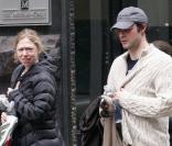 Chelsea Clinton et Marc Mezvinsky à la sortie d'une salle de gym, New York, le 5 février 2011 